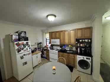 Looking for a 3rd roomate!