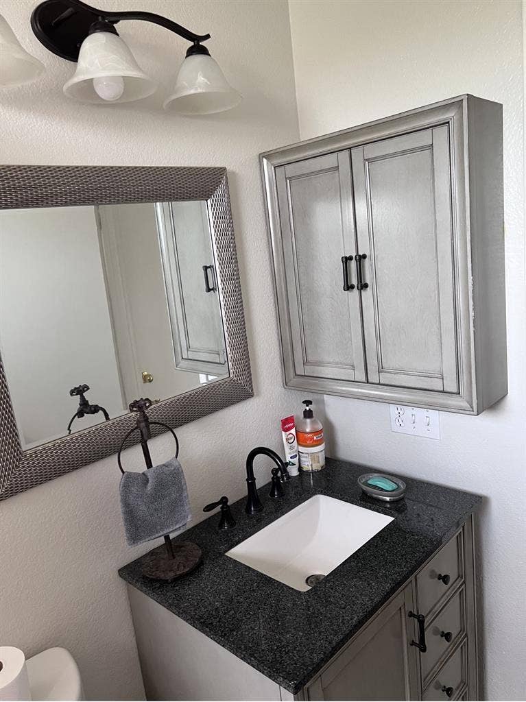 Room for rent $