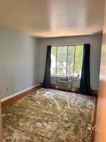Private room and bathroom for rent