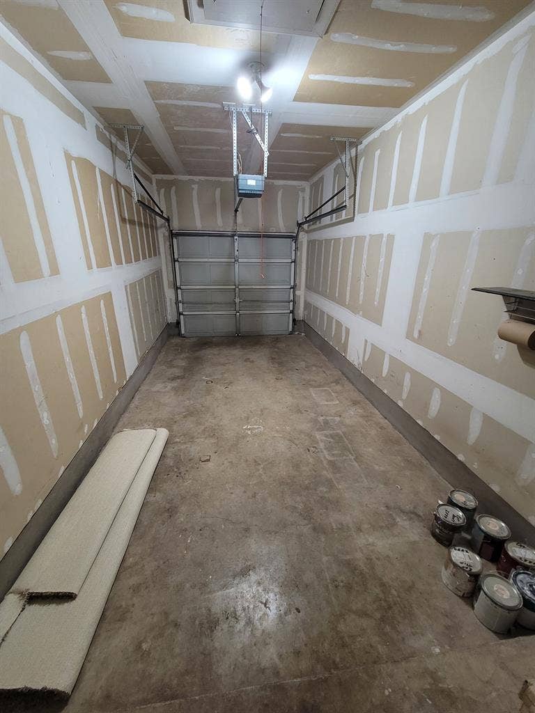 ROOM ***AVAILABLE OCT ***