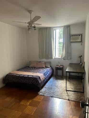 huge ensuite - 2 min from the beach