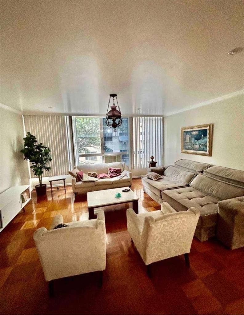 huge ensuite - 2 min from the beach
