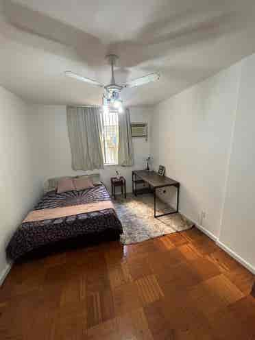 huge ensuite - 2 min from the beach
