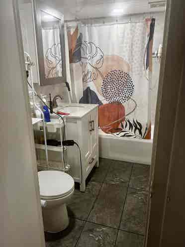 Room for rent 1/2 block from N/W
