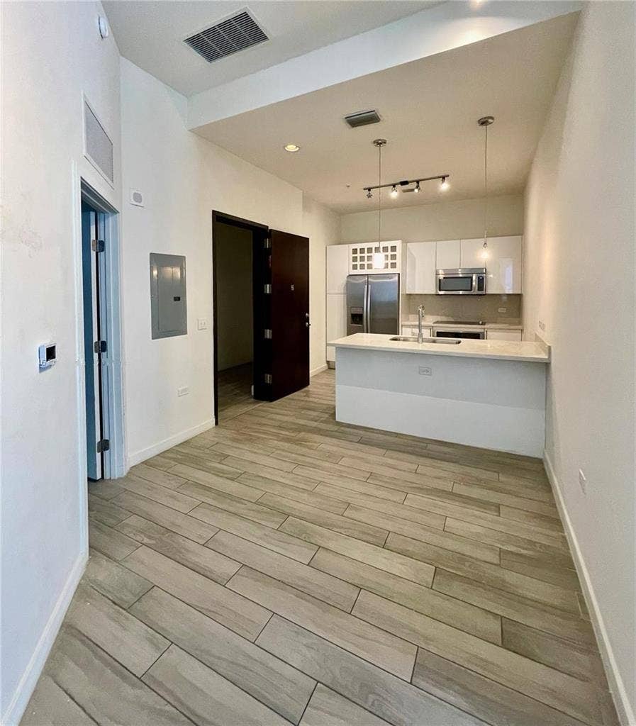 Bath - The in Brickell