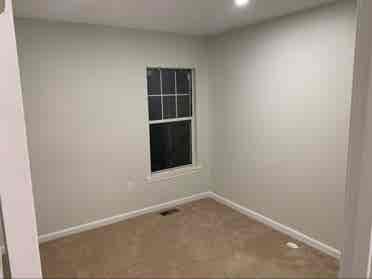 Private Room (Immediate Move-in)