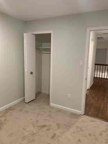 Private Room (Immediate Move-in)