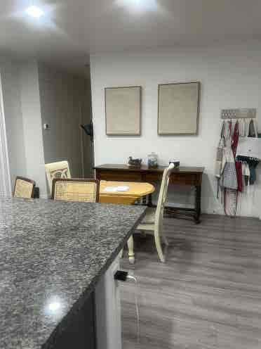 Small room&additional office space