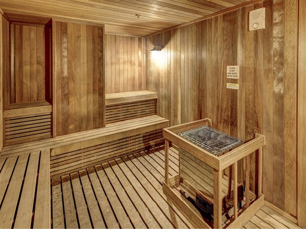 bath apartment