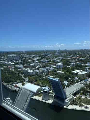 Private room in downtown Miami