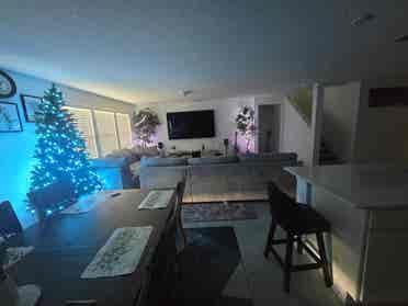 1 Fully furnished room !!!