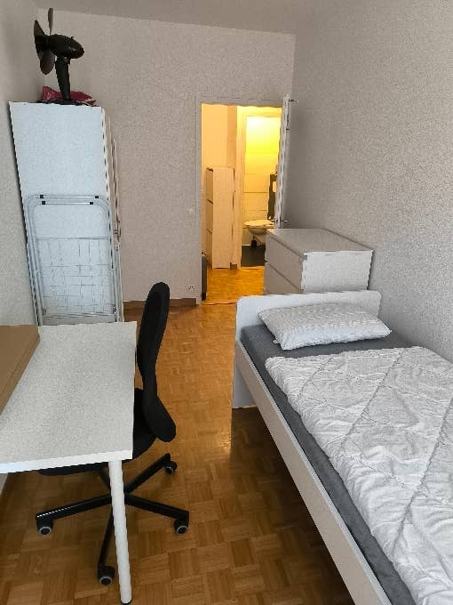 Room Eaux-Vives