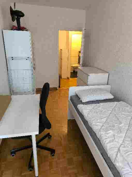 Room Eaux-Vives