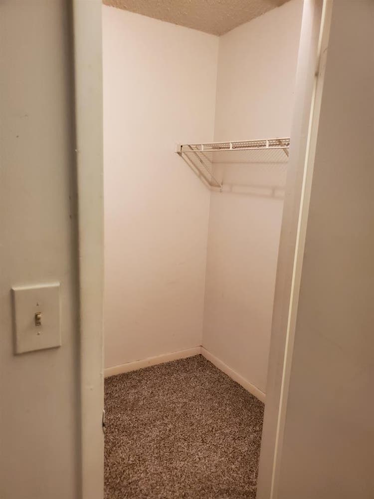 Affordable spacious bed&bath avail