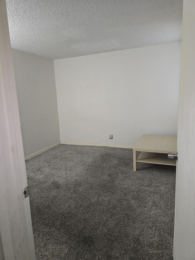 Affordable spacious bed&bath avail