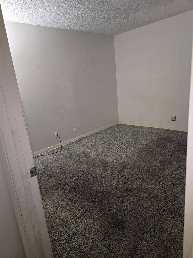 Affordable spacious bed&bath avail