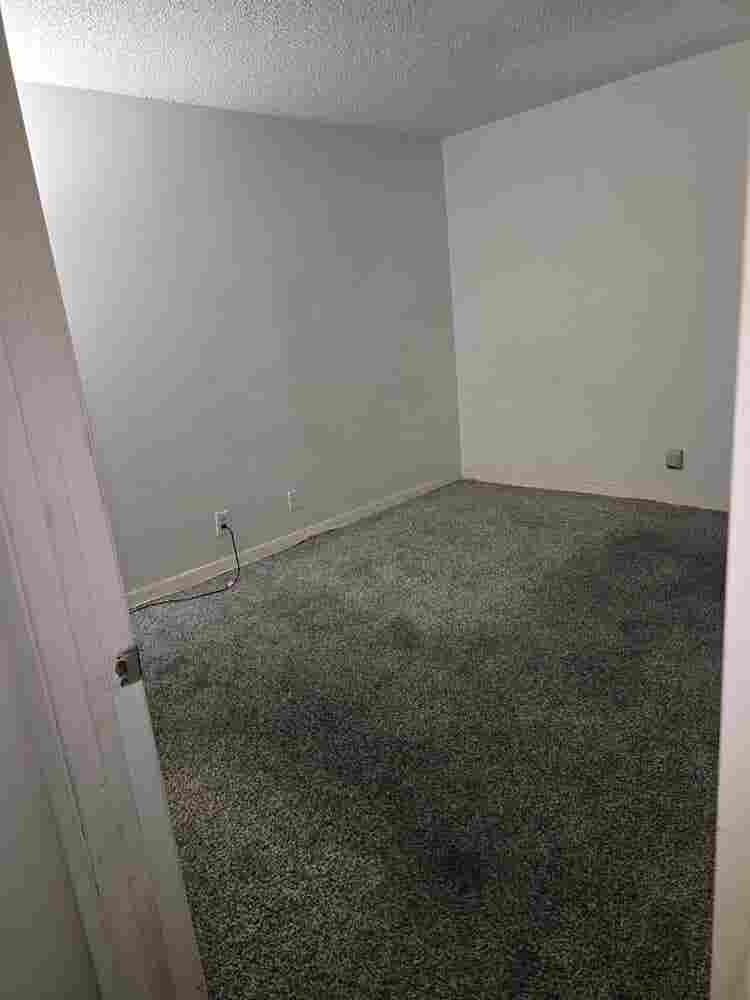 Affordable spacious bed&bath avail