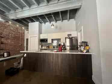 ba Exposed Brick High Ceilings