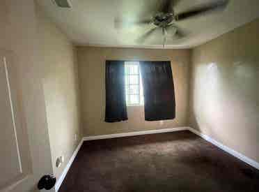 Looking for roommate starting Aug 1