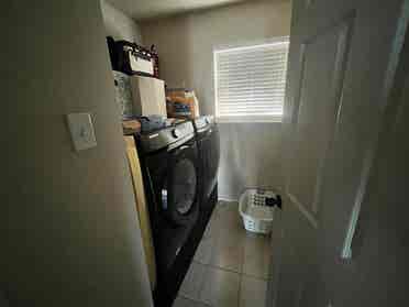 2 rooms available lots of amenities