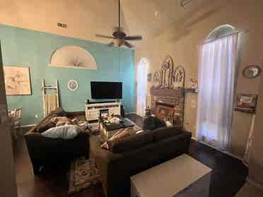 2 rooms available lots of amenities