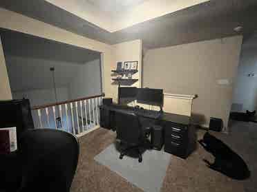 2 rooms available lots of amenities
