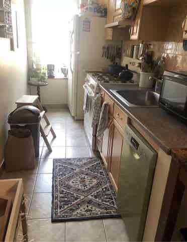 Private room for immediate move in