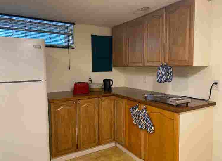 Full furnished separate unit (rent)