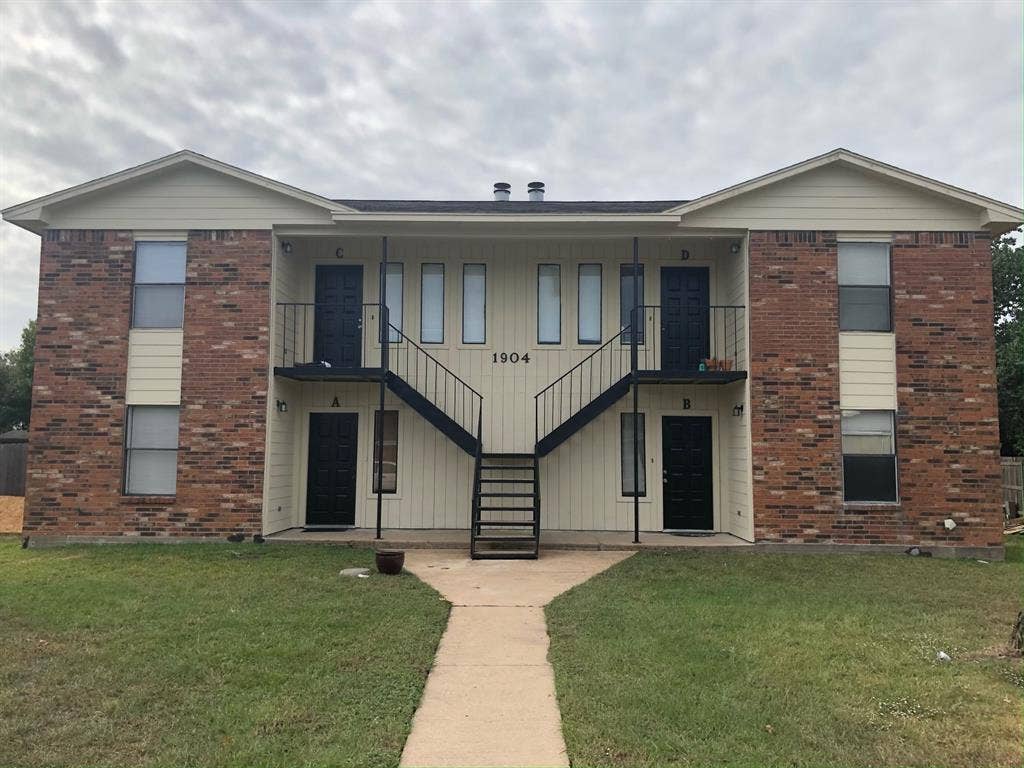 Townhome close to campus