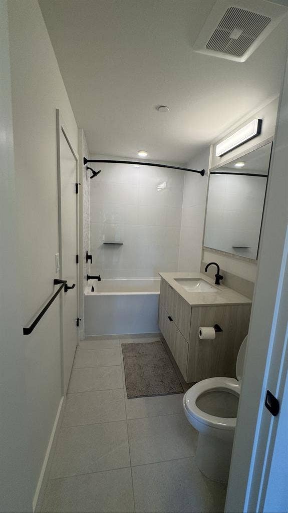 Brand New 1 Bedroom
Condo