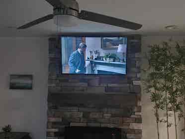 Lovely Room With TV & Security Lock