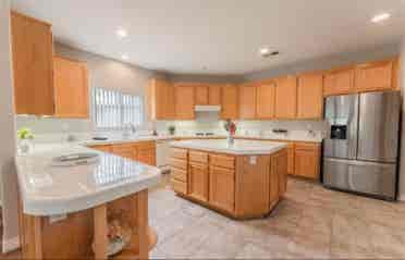 Private master room for rent