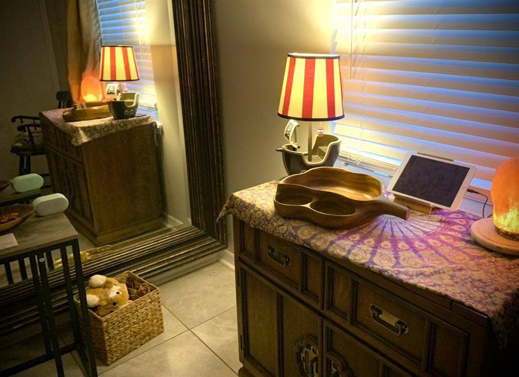 Fernandina Beach seeking roommate