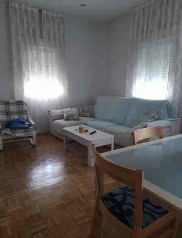 Habitación en piso de 3, Madrid