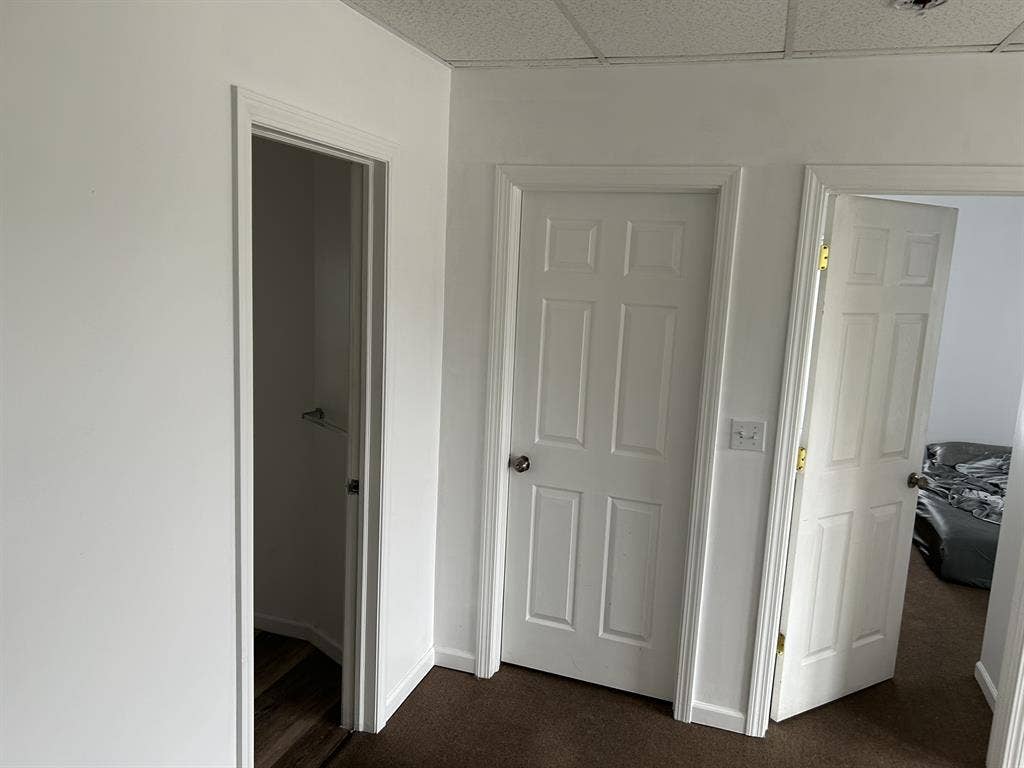 Need Tenant! Can Do Per Room