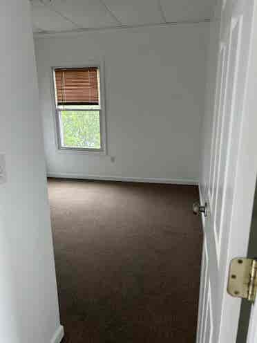 Need Tenant! Can Do Per Room