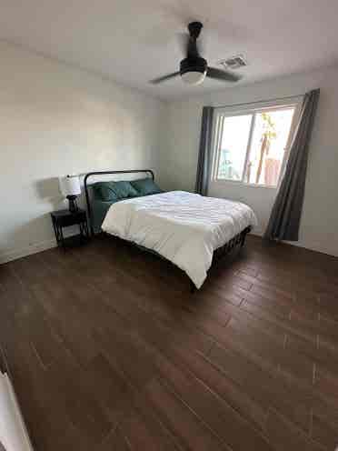 North Phoenix room for rent