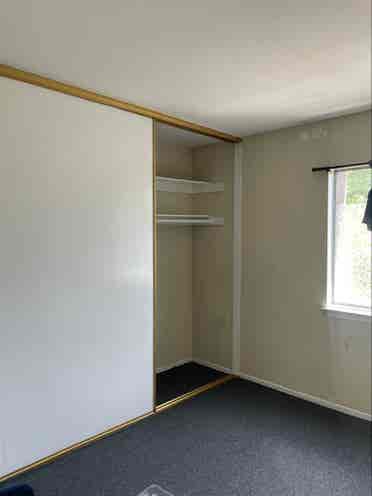 Room available in Lakewood