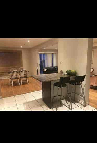 FURNISHED ROOMS - 3 MIN TO SQUARE 1