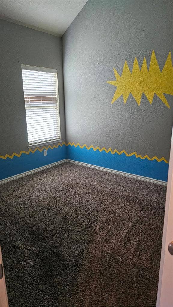 2 Rooms and Bathroom to Yourselff