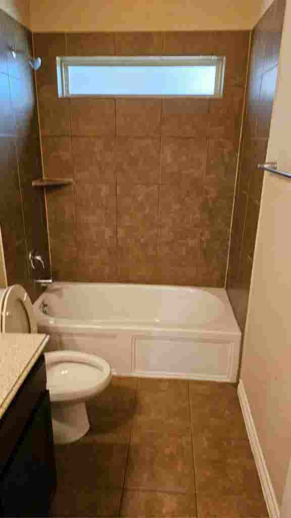 2 Rooms and Bathroom to Yourselff