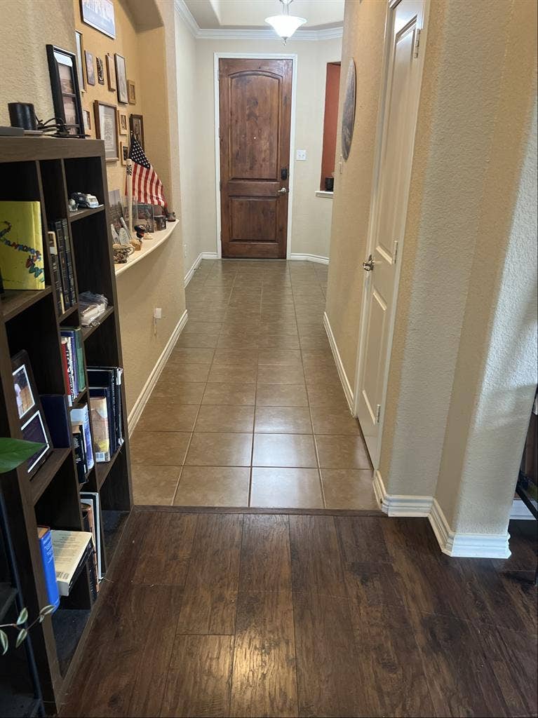 2 Rooms and Bathroom to Yourselff