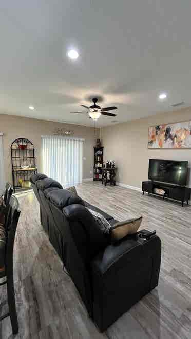Room Available in Clean, Quiet Home