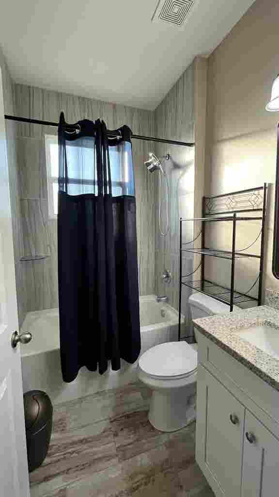 Room in Clean, Quiet Home, for men