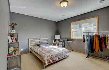 1 BDRM Rental Available July