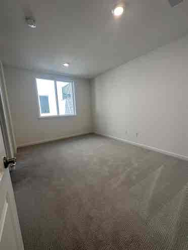 Nr S Hayward BART -Private Bed Bath