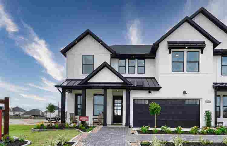 2 Upstairs Bedrooms + Living Room