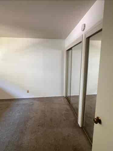 Great Private room in B
