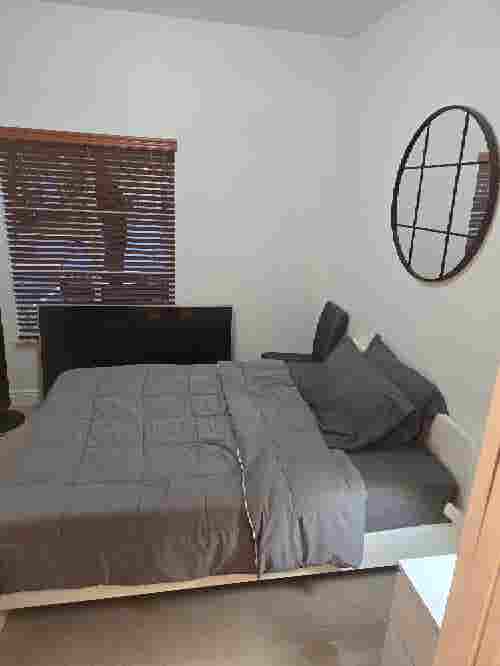 Room for Rent in Doral.