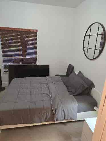 Room for Rent in Doral.